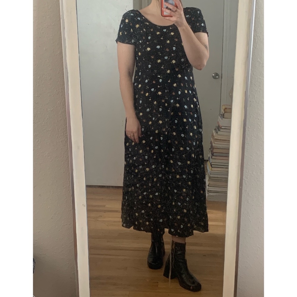 Vintage floral midi dress